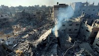 Kantor Media Pemerintah Gaza yang dikuasai Hamas menyebut sedikitnya 195 orang dikonfirmasi tewas, dengan 120 orang lainnya masih hilang dan sebanyak 777 orang lainnya mengalami luka-luka. Reuters/Fadi Whadi.
