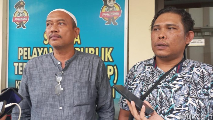 Korban investasi DO sawit di Muaro Jambi saat melapor ke Polda Jambi.