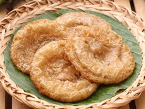 Berburu Kue Cucur Legendaris Empat Generasi di Blauran Surabaya