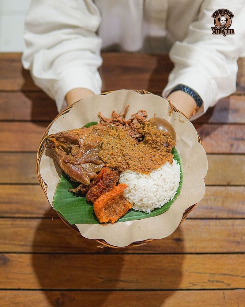 Kuliner Jawa di Pasar Modern BSD