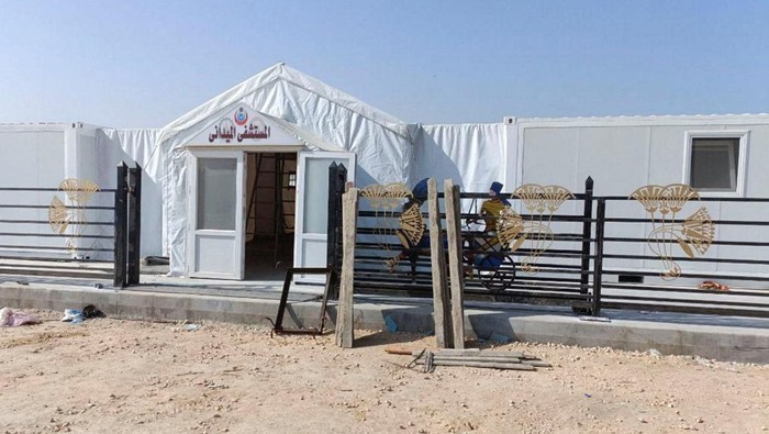 A view of a field hospital for medical evacuees amid the ongoing conflict between Israel and the Palestinian Islamist group Hamas, which has been built at Sheikh Zuweid near Al-Arish, Sinai Peninsula, Egypt November 1, 2023. REUTERS/Stringer