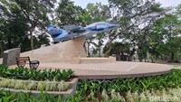 Selain itu monumen ini pun berfungsi sebagai pendidikan kedirgantaraan.