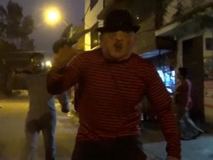Nyamar di Perayaan Halloween, Polisi di Peru Gerebek Warung Narkoba