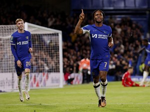 Ferdinand Heran Sterling Lagi-lagi Tak Dipanggil Timnas Inggris