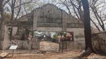 Namanya Pulau Kayangan, tapi Dalamnya Begini
