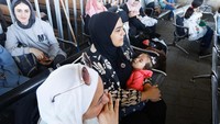 Menurut seorang sumber, Qatar telah memediasi kesepakatan antara Mesir, Israel, dan Hamas, serta berkoordinasi dengan Amerika Serikat (AS), yang akan memungkinkan dilakukannya evakuasi terbatas dari Gaza. Kesepakatan tersebut akan memungkinkan pemegang paspor asing dan sejumlah orang yang terluka para untuk pergi lewat perbatasan Rafah. 