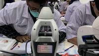 Sebagai mahasiswa, ia mengatakan harus terus fokus belajar. Termasuk aktif dan disiplin saat praktik di kelas.
