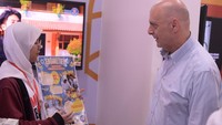 Langkah ini juga diharapkan menjadi pemantik keterlibatan publik dari unsur pemerintah, media, bisnis, akademisi dan komunitas di daerah sekitar agar proyek sosial bisa dilakukan dengan sukses.