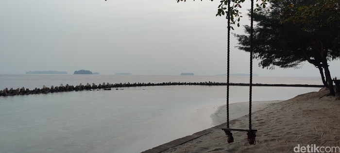 Sunrise di Pulau Genteng Kecil, Kepulauan Seribu