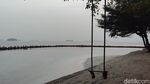 Potret Sunrise Pulau Seribu: Sedikit Buram, Banyak Syahdunya