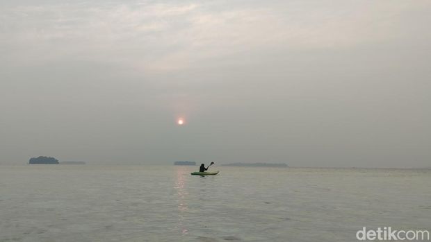 Sunrise di Pulau Genteng Kecil, Kepulauan Seribu