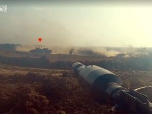 Saat Tank-tank Israel Jadi Sasaran Peluru Yasin 105 Hamas