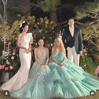 Lewat keterangan foto, Mimi Gugudan mengucapkan terima kasih kepada kakak Thunder MBLAQ, yang meluangkan waktunya di tengah kesibukan untuk pemotretan pre-wedding. Mimi juga senang dapat menjadi bagian dari keluarga personel 2NE1 itu.Foto: dok. Instagram @mimi01o1