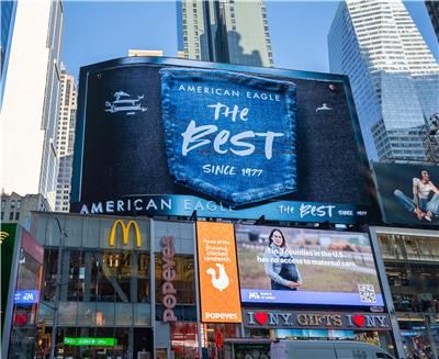 Toko American Eagle di Times Square