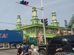 Lampu Bangjo Simpang Empat Jalan Jogja-Solo Jombor Klaten Mulai Nyala