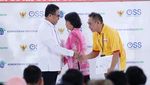 100 Pemilik Toko Kelontong Sampoerna Retail Community Dapat NIB dari BKPM 100 Pemilik Toko Kelontong Sampoerna Retail Community Dapat NIB dari BKPM