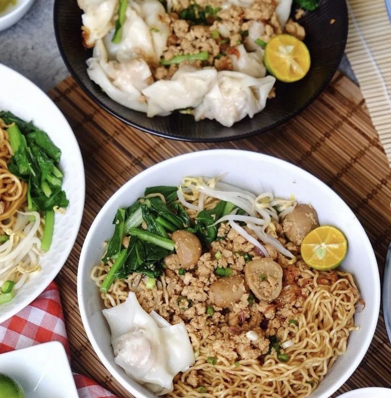 5 Bakmi Enak di Pasmod BSD, Topping Ayam Kampung hingga Telur Muda