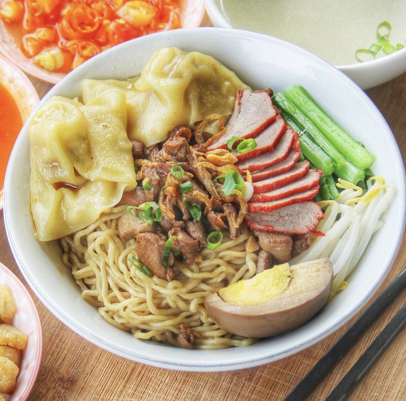 5 Bakmi Enak di Pasmod BSD, Topping Ayam Kampung hingga Telur Muda