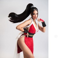 Sementara Anya Geraldine memilih cosplay menjadi karakter game seksi Mai Shiranui. Gayanya mengenakan rok mini berbelahan hingga ke pinggang itu sukses bikin salfok. Penampilannya itu juga dilengkapi dengan rambut panjang hitam yang diikat satu khas karakter tersebut. Foto: Instagram