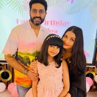 Wanita yang konsisten dengan rambut panjang itu memiliki seorang putri yang dipanggil Betty B yang lahir pada 2011. Foto: dok. Instagram Aishwarya Rai