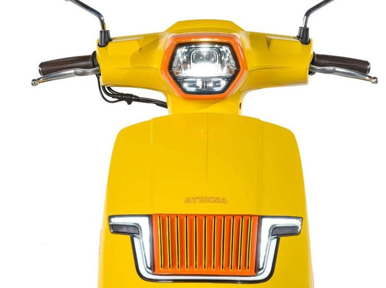 Ini Tampang Motor Penantang Vespa Matik yang Harganya Rp 26 Jutaan