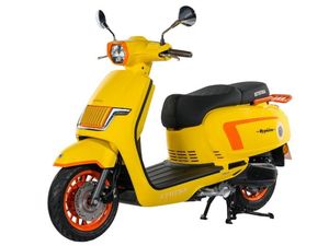 Vespa Matik Punya Pesaing Baru Nih, Harganya Rp 26 Jutaan!