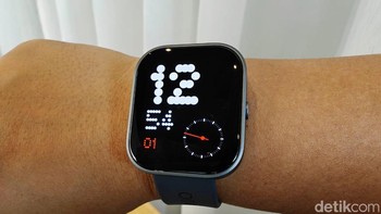 Harga CMF Watch Pro by Nothing ini dilepas Rp 1.149.000. Foto: Adi Fida Rahman/detikINET