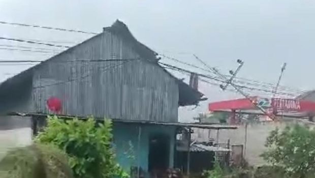 hujan angin di Madiun