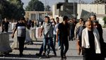Israel Pulangkan Pekerja Palestina Asal Gaza, Begini Momennya