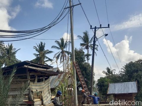 Kabel PLTM di Sinjai dibenahi kontraktor.