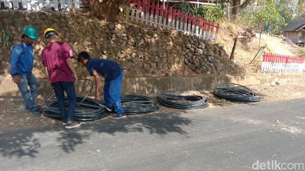 Kabel PLTM di Sinjai dibenahi kontraktor.