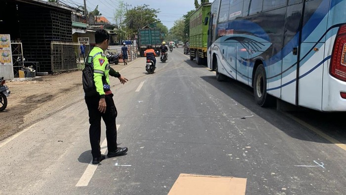 kecelakaan di gresik