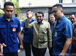 Detik-detik Pembacaan Putusan Pemberhentian Anwar Usman dari Ketua MK