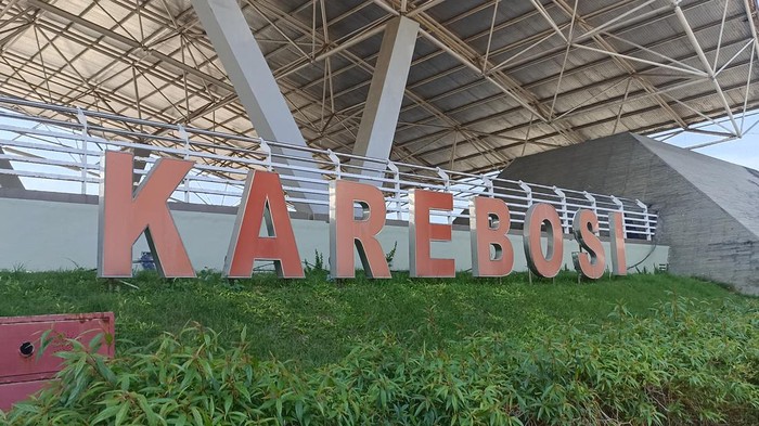 Lapangan Karebosi Makassar
