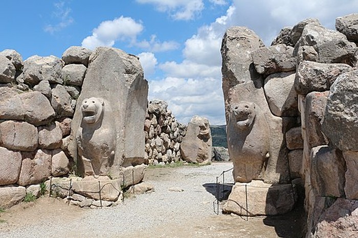 Lion Gate kota kuno Hattusha
