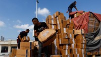 Memasuki hari ke-28, serangan Israel ke Jalur Gaza dan Tepi Barat intensitasnya semakin tinggi. Jumlah korban tewas di kalangan warga Palestina akibat serangan Israel di Gaza kini telah melampaui 9.000 sejak awal konflik Israel-Hamas. Data ini disampaikan Kementerian Kesehatan yang berbasis di Gaza per Kamis malam.  