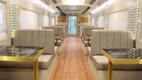 Desain Kereta Makan tersebut dibuat menyerupai Kereta Suite Class Compartment. Sehingga seluruh pelanggan KA Bima dan KA Argo Semeru nantinya dapat menikmati hidangan di kereta makan dengan nuansa yang lebih mewah.  