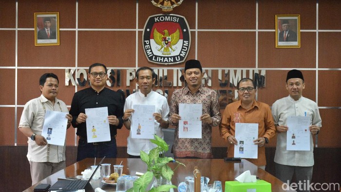 Pengumuman DCT untuk calon anggota DPRD Provinsi Banten (Aris Rivaldo/detikcom)