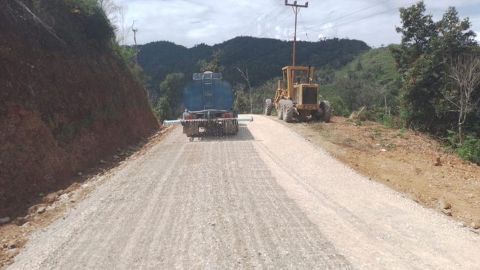 Perbaikan Jalan di Sumatera Barat