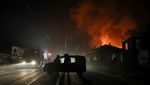 Potret Api Membara Setelah Serangan Drone Rusia Menghantam Kharkiv