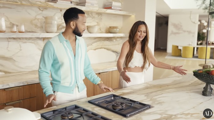 Potret Dapur John Legend dan Chrissy Teigen yang Mereka Anggap Jantung Rumah Potret Dapur John Legend dan Chrissy Teigen yang Mereka Anggap Jantung Rumah