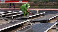 SPBU yang dikelola PT Pertamina (Persero) itu menerapkan penggunaan Pembangkit Listrik Tenaga Surya (PLTS) sebanyak 11 panel surya untuk melistriki operasional stasiun pengisian bahan bakar dan sejumlah kantor yang sejalan dengan penerapan energi ramah lingkungan. 