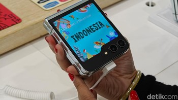 Ketika dipasangkan muncul tema Indonesia. Keren ya... SLBS hadir di Lotte Shopping Avenue dan Mall Kelapa Gading. Foto: Adi Fida Rahman/detikINET