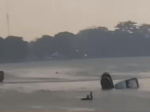 Ekskavator Tenggelam di Situ Cikaret Bogor, Operator Menyelamatkan Diri