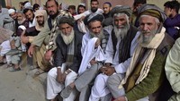 Pemerintah Amerika Serikat di bawah Presiden Donald Trump resmi melarang warga Afghanistan masuk ke wilayahnya. Alasan utama pelarangan ini adalah tudingan bahwa negara tersebut menjadi tempat berkembangnya jaringan terorisme yang dianggap mengancam keamanan AS. (AP Photo/Arshad Butt)