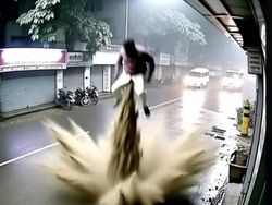 10 Gambar Ini Aneh Deh, Tapi Kok Lucu Juga Ya