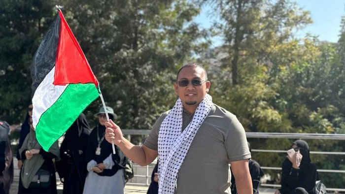 Anggota DPR Komisi VI DPR RI mendukung Palestina (dok istimewa).