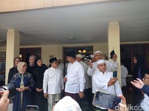 Anies-Cak Imin Hadiri Haul Habib Ali Solo, Sempatkan Bertemu Habib Husein