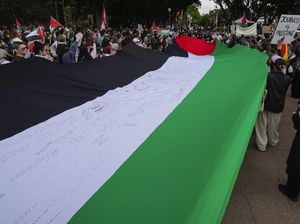 Bendera Raksasa Palestina Berkibar di Australia
