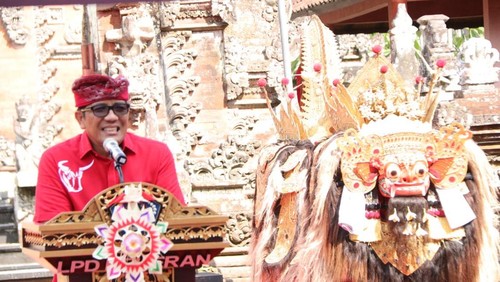 Bupati Tabanan Komang Gede Sanjaya